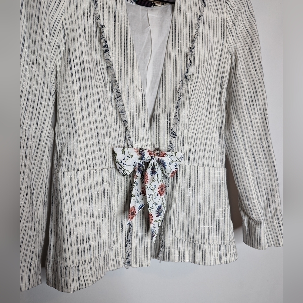 Deconstructed blazer by Anthropologie - Picture 12 of 16